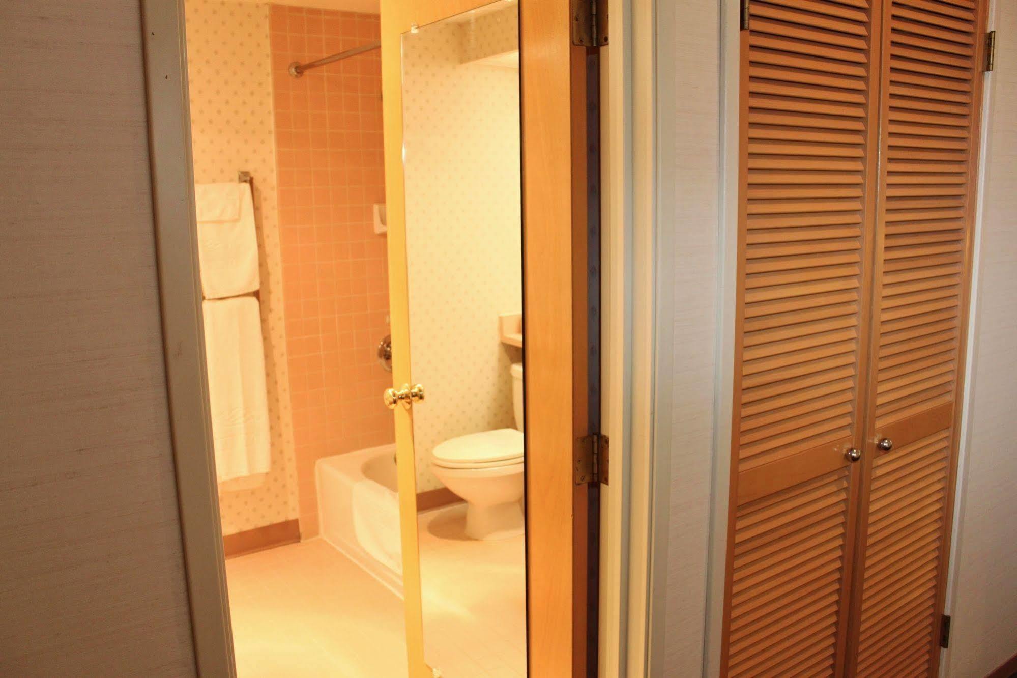 Totem Lake Hotel Kirkland Εξωτερικό φωτογραφία