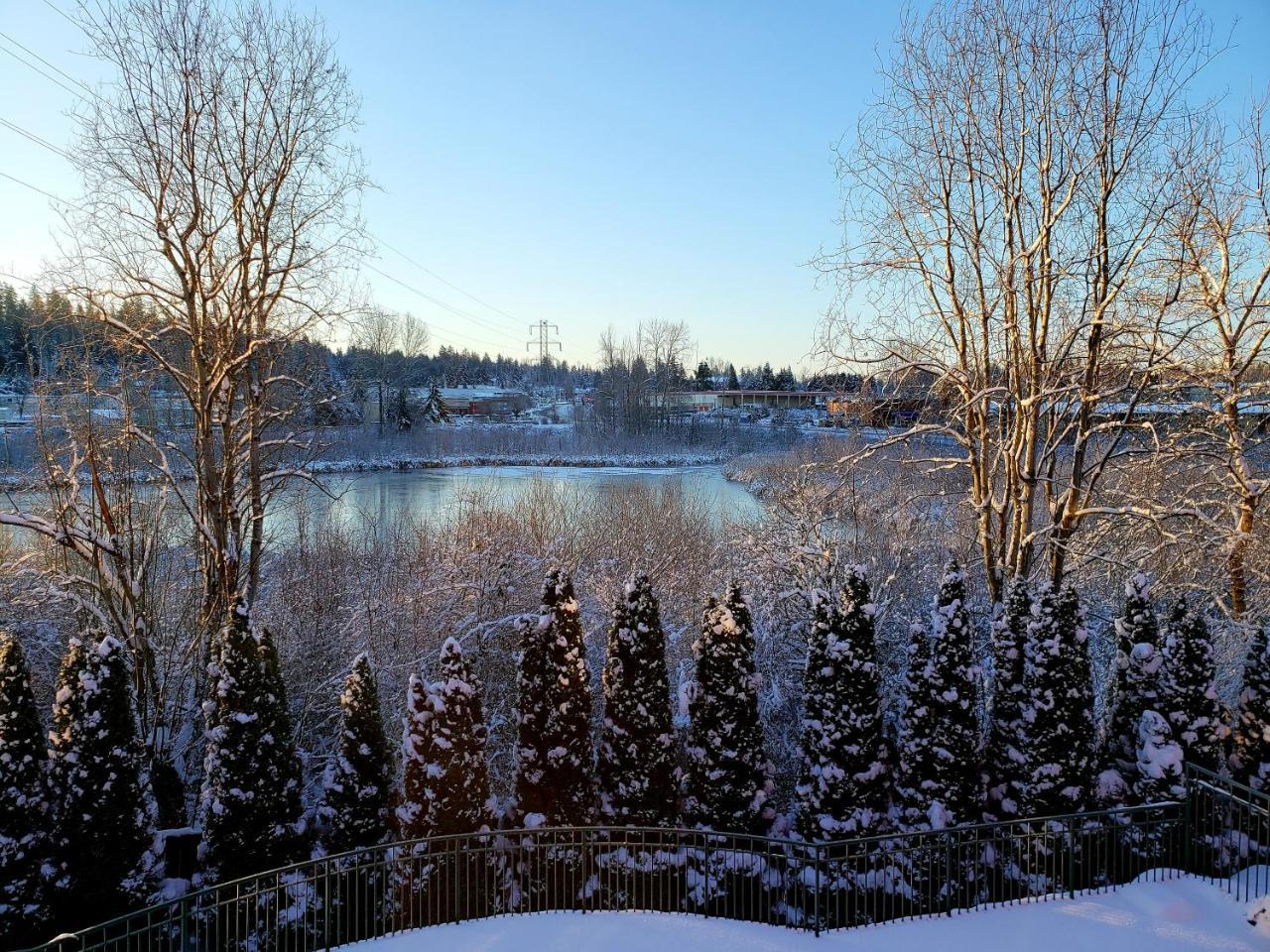 Totem Lake Hotel Kirkland Εξωτερικό φωτογραφία