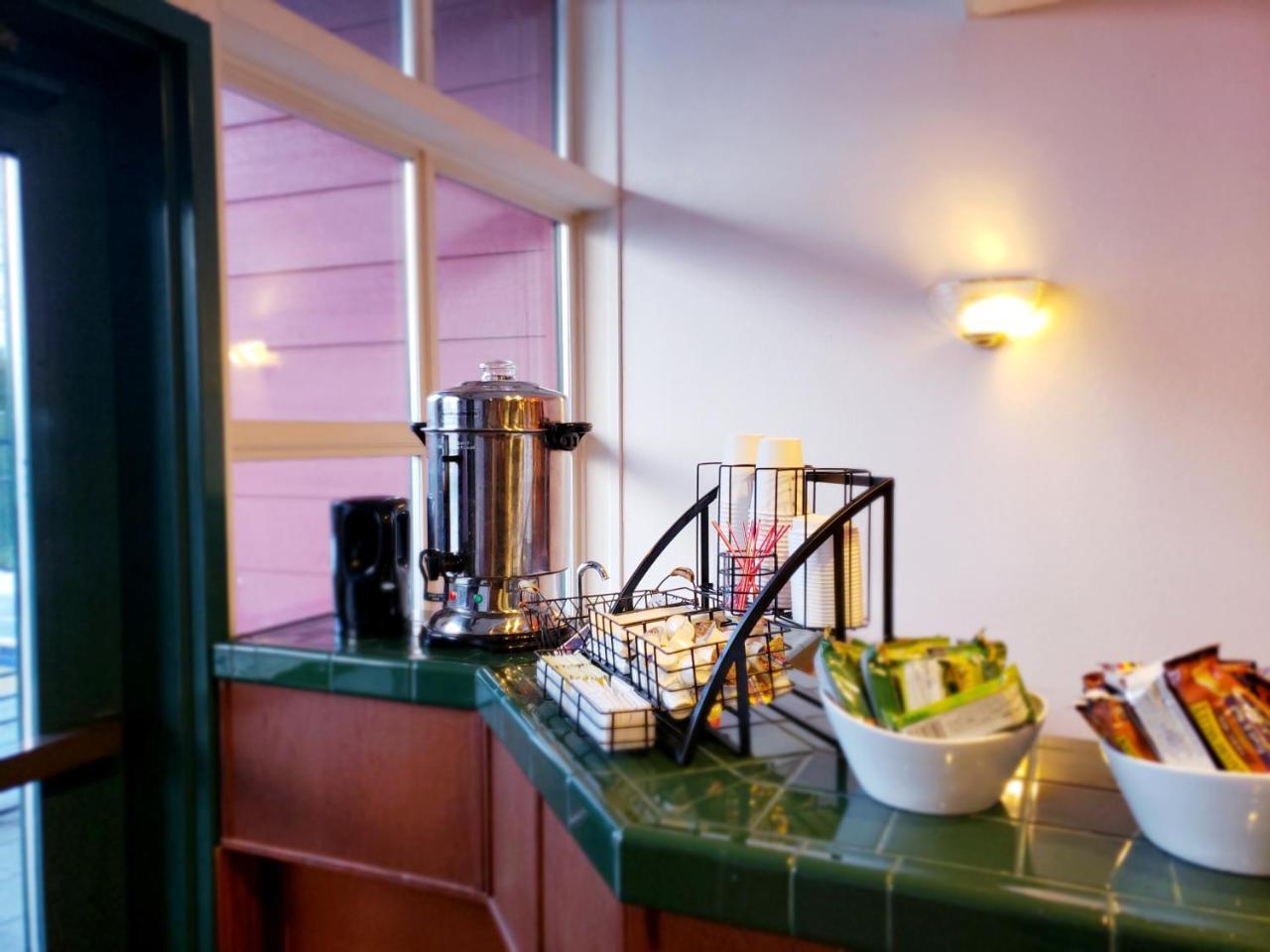 Totem Lake Hotel Kirkland Εξωτερικό φωτογραφία